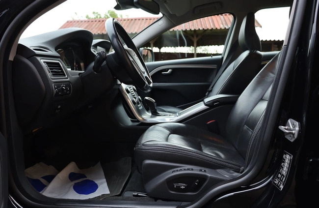Volvo XC 70 cena 65000 przebieg: 267000, rok produkcji 2013 z Tyszowce małe 781